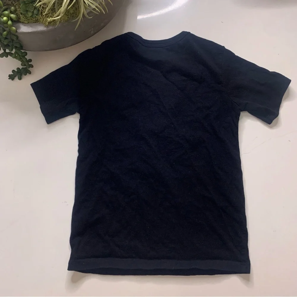 The children’s Place short sleeve graphic T-shirt kids size 5T